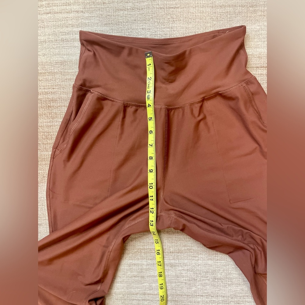 Old Navy High Rise PowerSoft Joggers | Medium Tall | Copper Red Orange | EUC - Picture 6 of 11